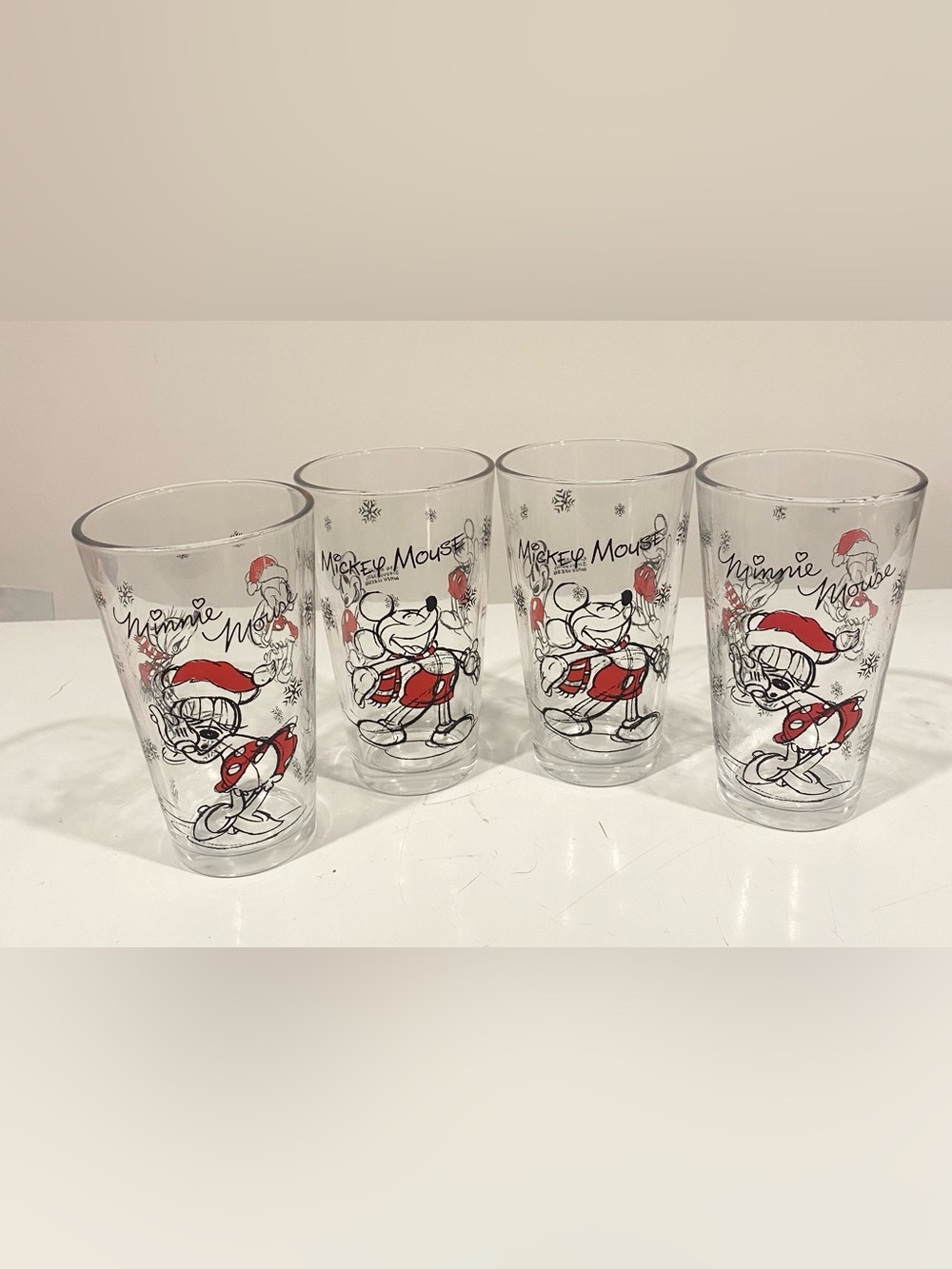 Disney Mickey Minnie Mouse Christmas Sketchbook Pint Glasses 16 oz Set of 4